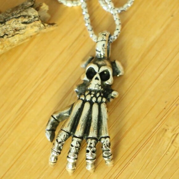 Sterling Silver SKULL & HAND'S BONE Men's Necklace - Picture 5 of 8